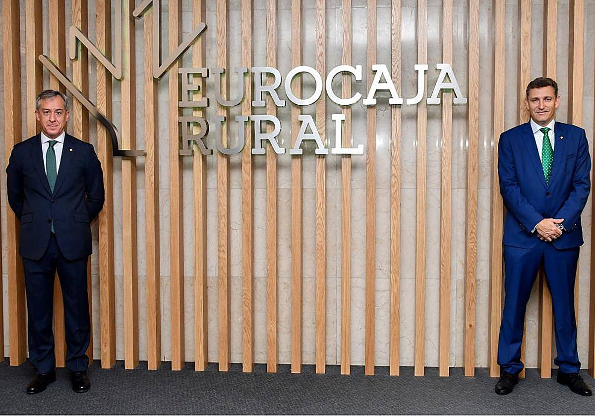 El presidente, Javier López y el director general, Víctor Manuel Martín