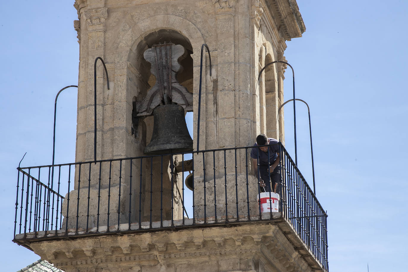 La rejuvenecida fachada de la iglesia del Juramento de San Rafael en Córdoba, en imágenes