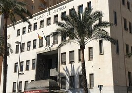 Condenado en Almería a dos años y cuatro meses de cárcel por agredir sexualmente a una amiga a la que ató a una silla