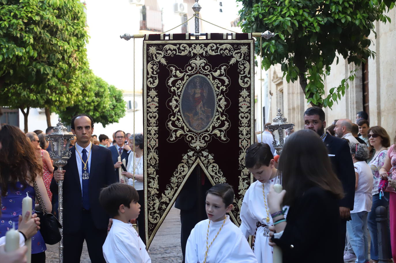 La procesión de San Rafael en rogativas por la lluvia en Córdoba, en imágenes