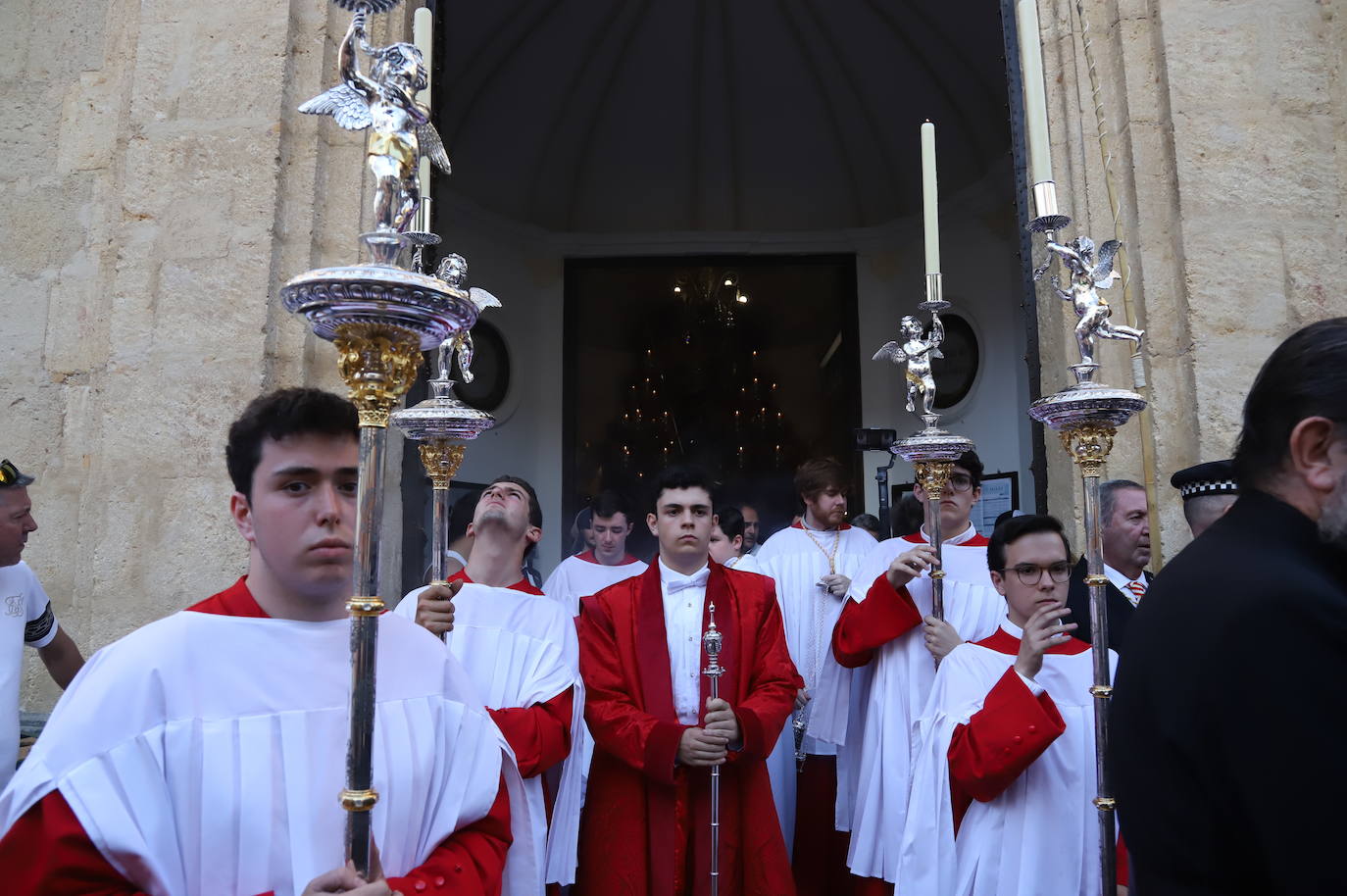 La procesión de San Rafael en rogativas por la lluvia en Córdoba, en imágenes
