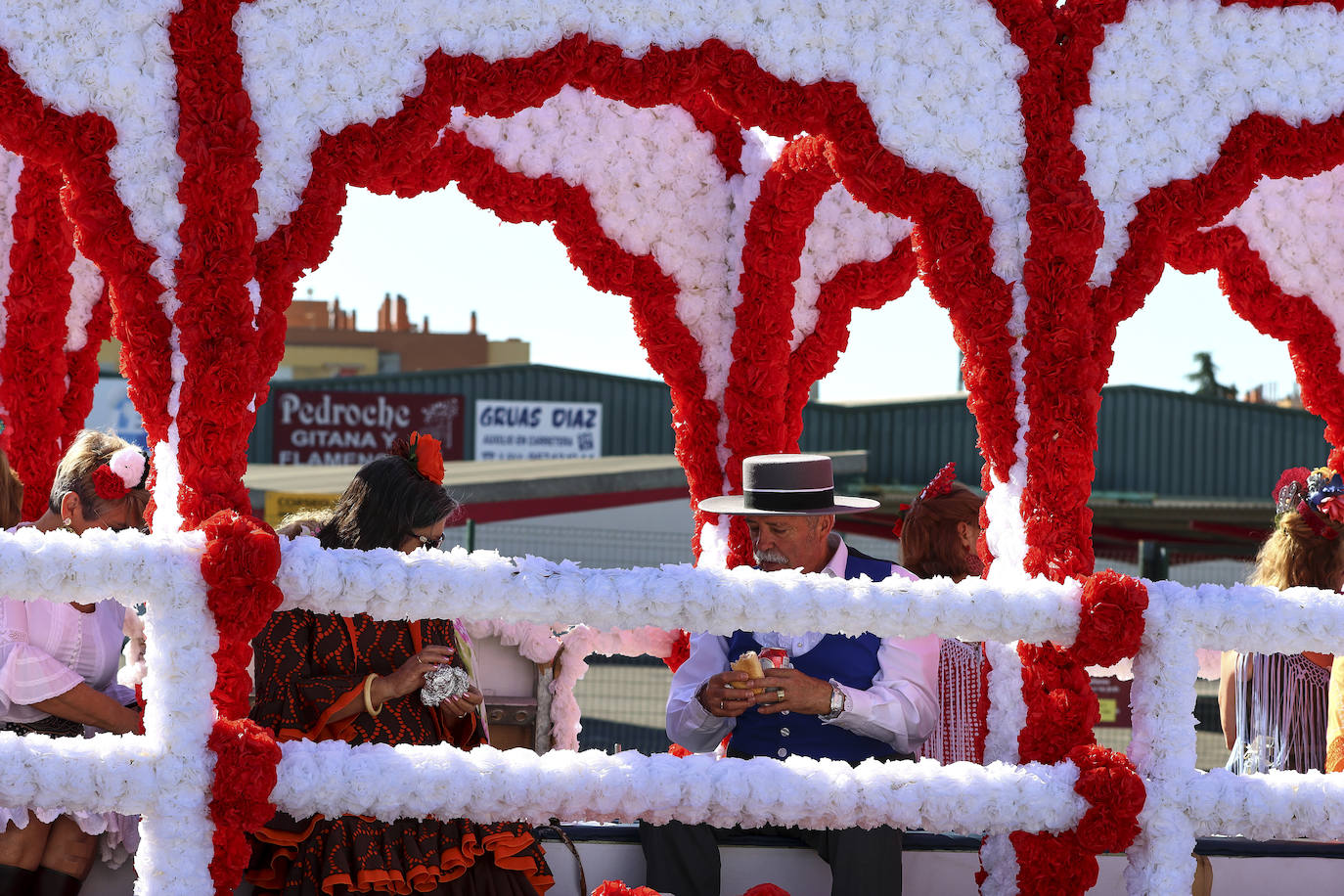 La Romería de la Virgen de Linares en Córdoba, en imágenes