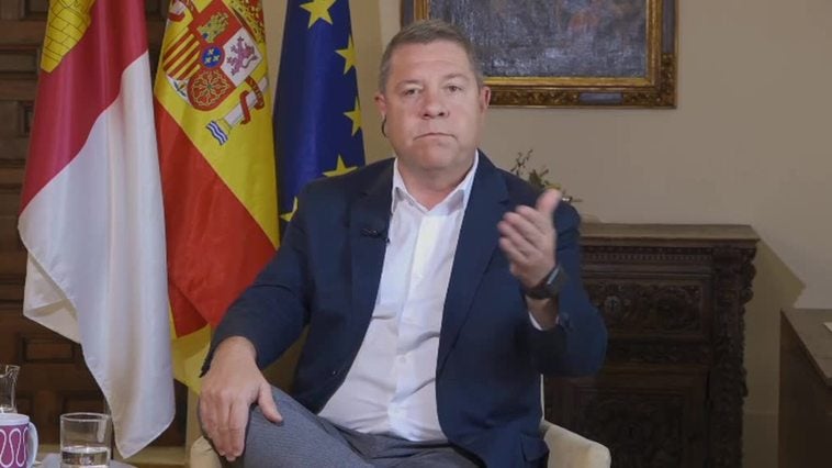 García Page califica de "bobada supina" la propuesta de Podemos de crear supermercados públicos: "está fuera de la realidad"