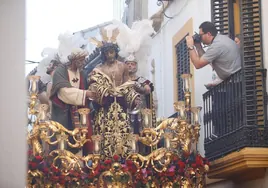 (En vídeo) El misterio de Humildad y Paciencia gira de Las Tendillas a Gondomar el Miércoles Santo de Córdoba