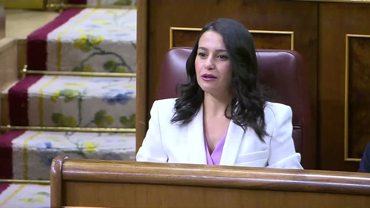 Arrimadas afea a Sánchez "proteger al okupa"