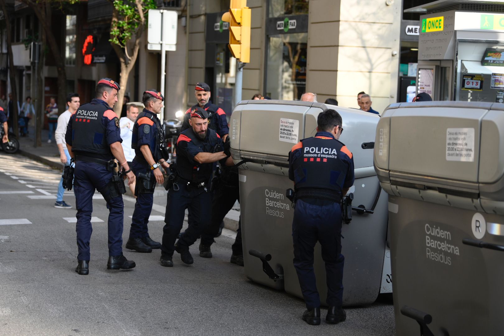 Desalojo de casas okupadas en Barcelona
