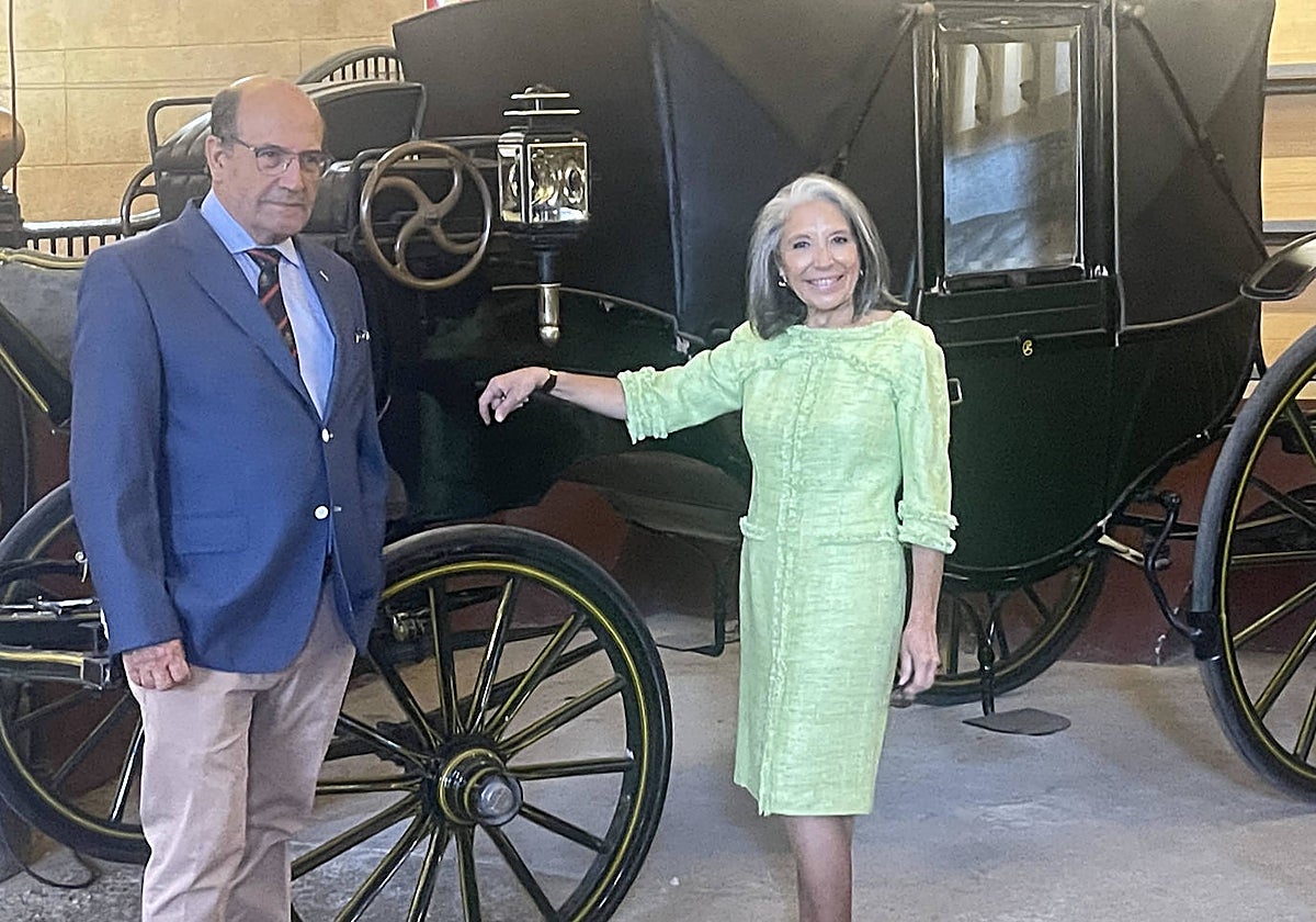 La presidenta del Club de Carruajes de Tradición, María Antonia Torres, en Caballerizas Reales