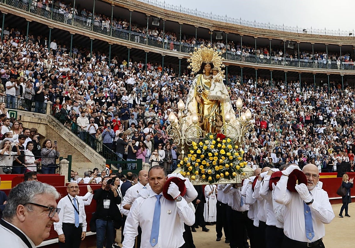 Imagen de archivo tomada durante la Vigilia Diocesana en la Plaza de Toros de Valencia