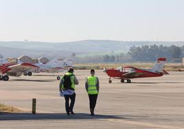 Susto en el aeropuerto de Córdoba: una avioneta protagoniza un aterrizaje de emergencia