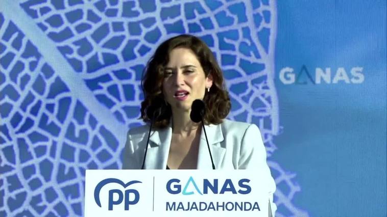 Ayuso condena que "etarras" se presenten por los municipios de sus víctimas