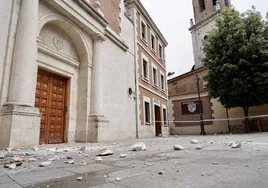 Un rayo impacta contra la iglesia de las Esclavas en Valladolid y provoca la caída de cascotes
