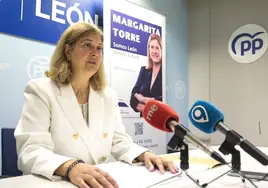 La candidata del PP al ayuntamiento leonés recuerda a Feijóo que Castilla y León no tiene capital