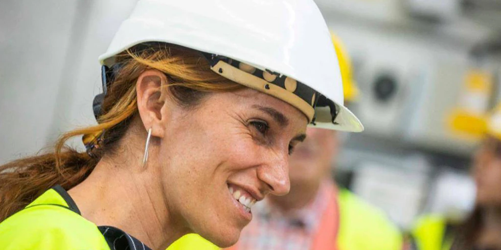 Mónica García Más Madrid Médica Madre Y En Plena Carrera Hacia La Real Casa De Correos