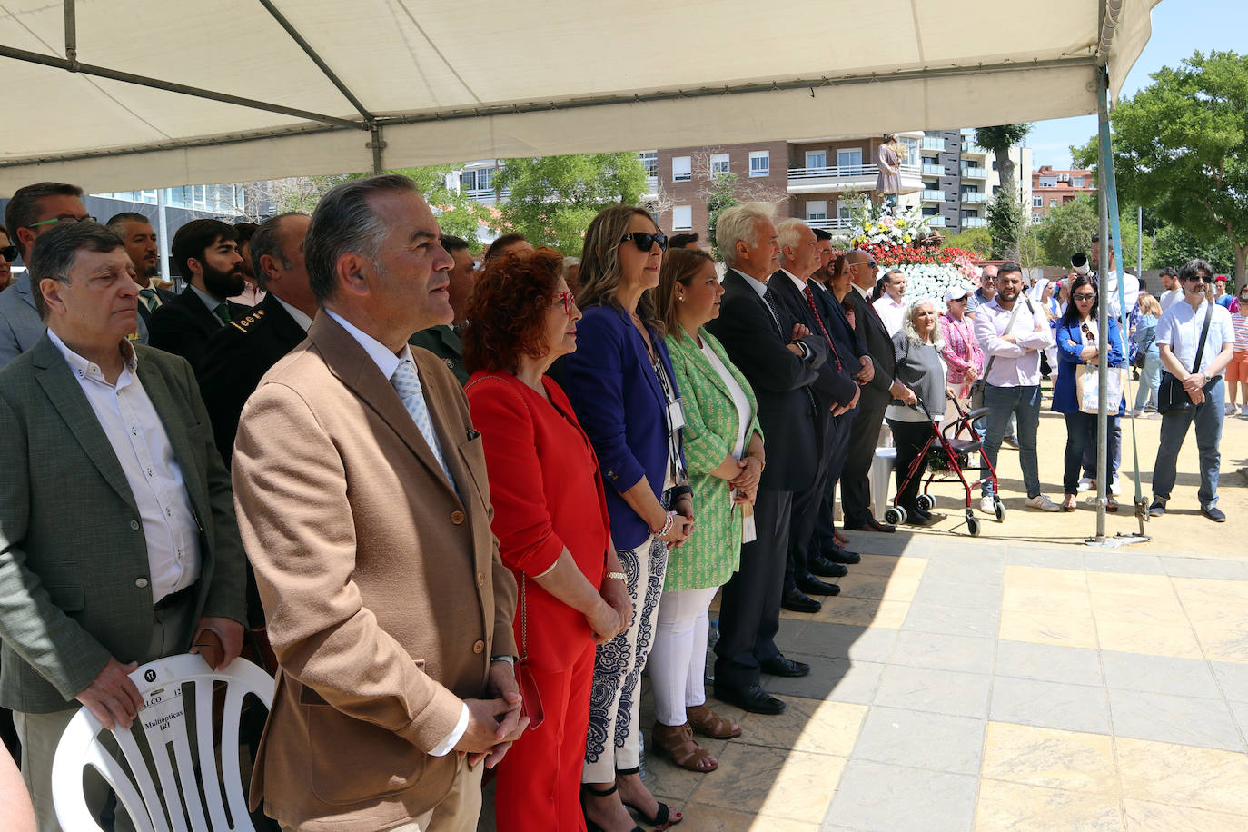 Brillante desfile de carrozas para cerrar las fiestas de San Isidro en Talavera