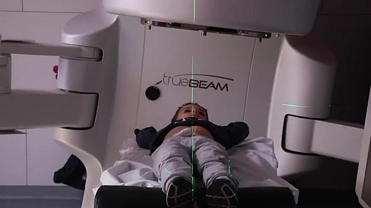 Gracias a "Nixi" un millar de familias de niños en tratamiento oncológico afrontan más relajados la radioterápia