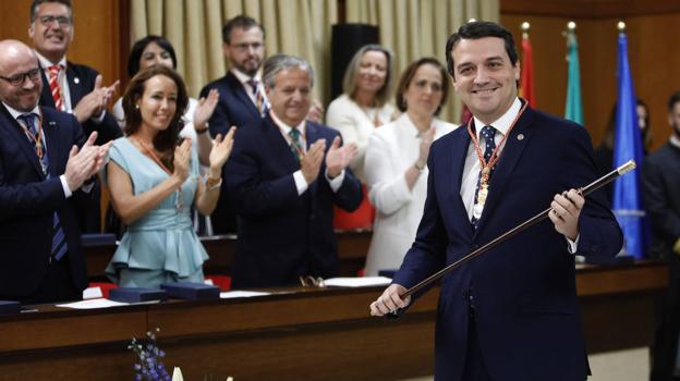 El alcalde de Córdoba, José María Bellido, tras tomar posesión en junio de 2019