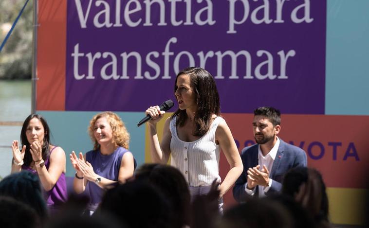 Varias mujeres críticas con la Ley Trans se enzarzan con Ione Belarra durante un mitin