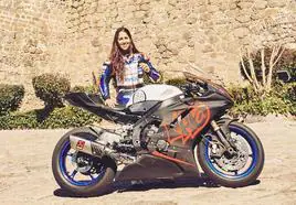 María Herrera: «En el motociclismo el 99% son hombres y cuando llega una mujer y gana, sienta mal»