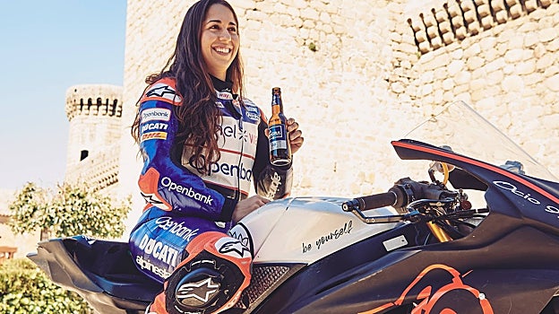 María Herrera: «En el motociclismo el 99% son hombres y cuando llega una mujer y gana, sienta mal»