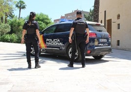 Detienen en Valencia a una abogada por falsificar el certificado de antecedentes de su cliente para obtener la residencia en España