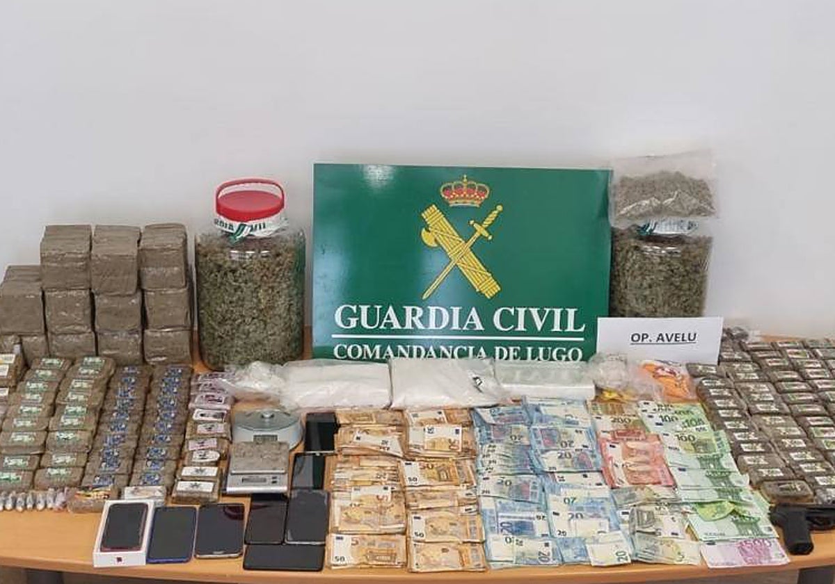 Droga, dinero y dispositivos incautados en el operativo de Lugo