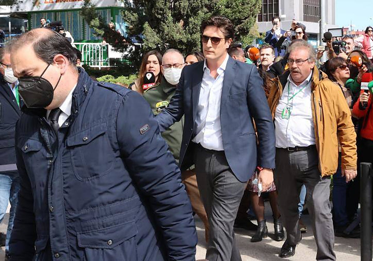 Luis Medina y Alberto Luceño comparecen ante el juez por el caso mascarillas, en abril de 2022