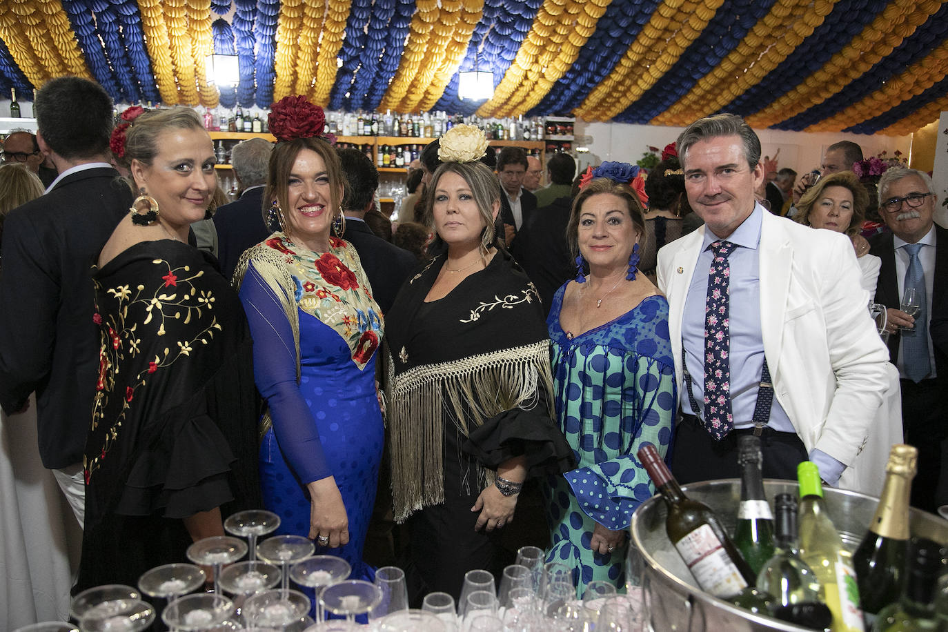 Feria de Córdoba 2023 | El bullicio en las casetas del sábado, en imágenes