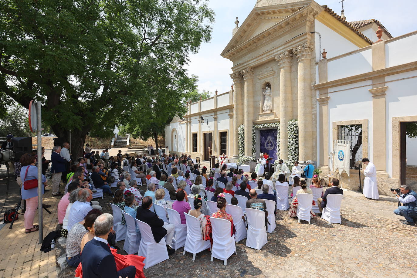 Feria de Córdoba 2023 | La misa en honor de la Virgen de la Salud, en imágenes