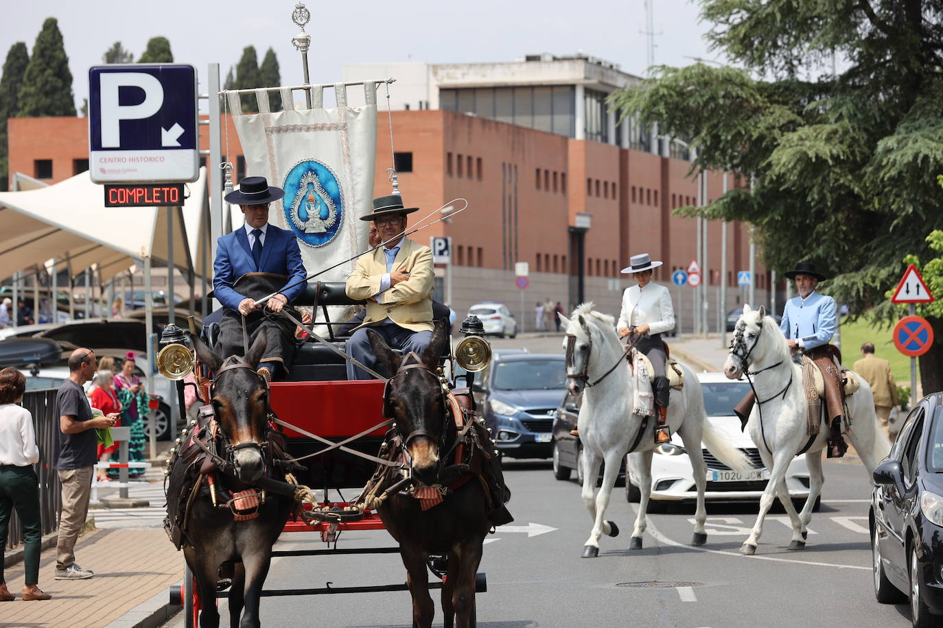 Feria de Córdoba 2023 | La misa en honor de la Virgen de la Salud, en imágenes