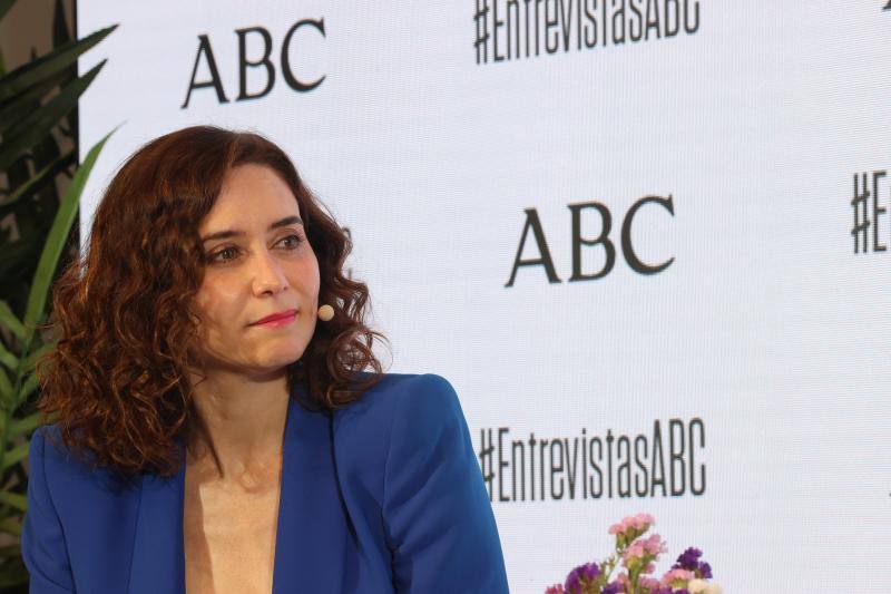 Sobre Bildu: «Yo no busco ilegalizar Bildu porque no me guste. Eso no es así y no defendería jamás algo tan absurdo. Mi pregunta es si estamos estudiando todas las vías»