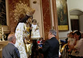 Besamanos de la Virgen de los Desamparados en Valencia: horario y ubicación para el acto público del miércoles 24 de mayo