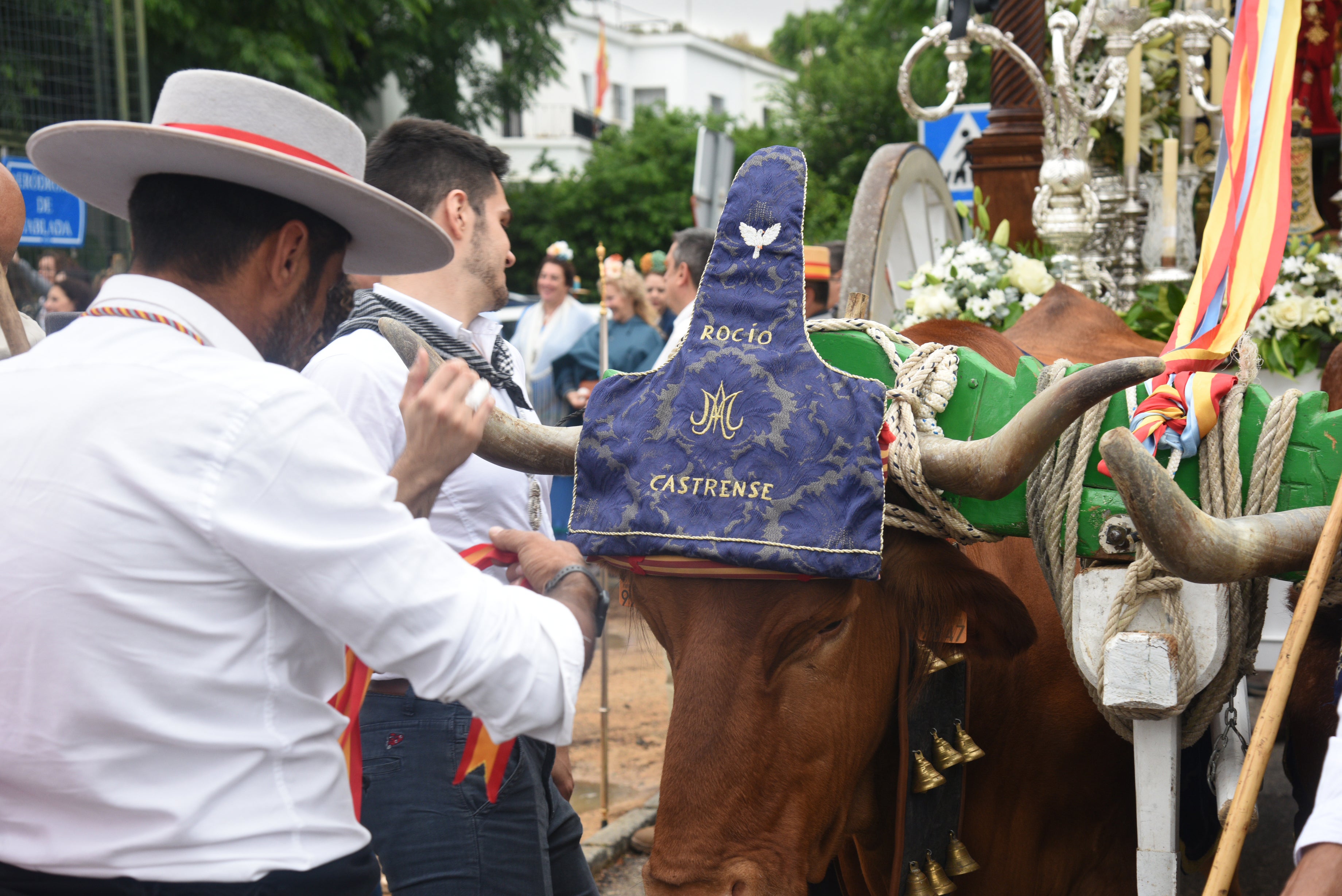 Salida del Rocío Castrense con Montequinto