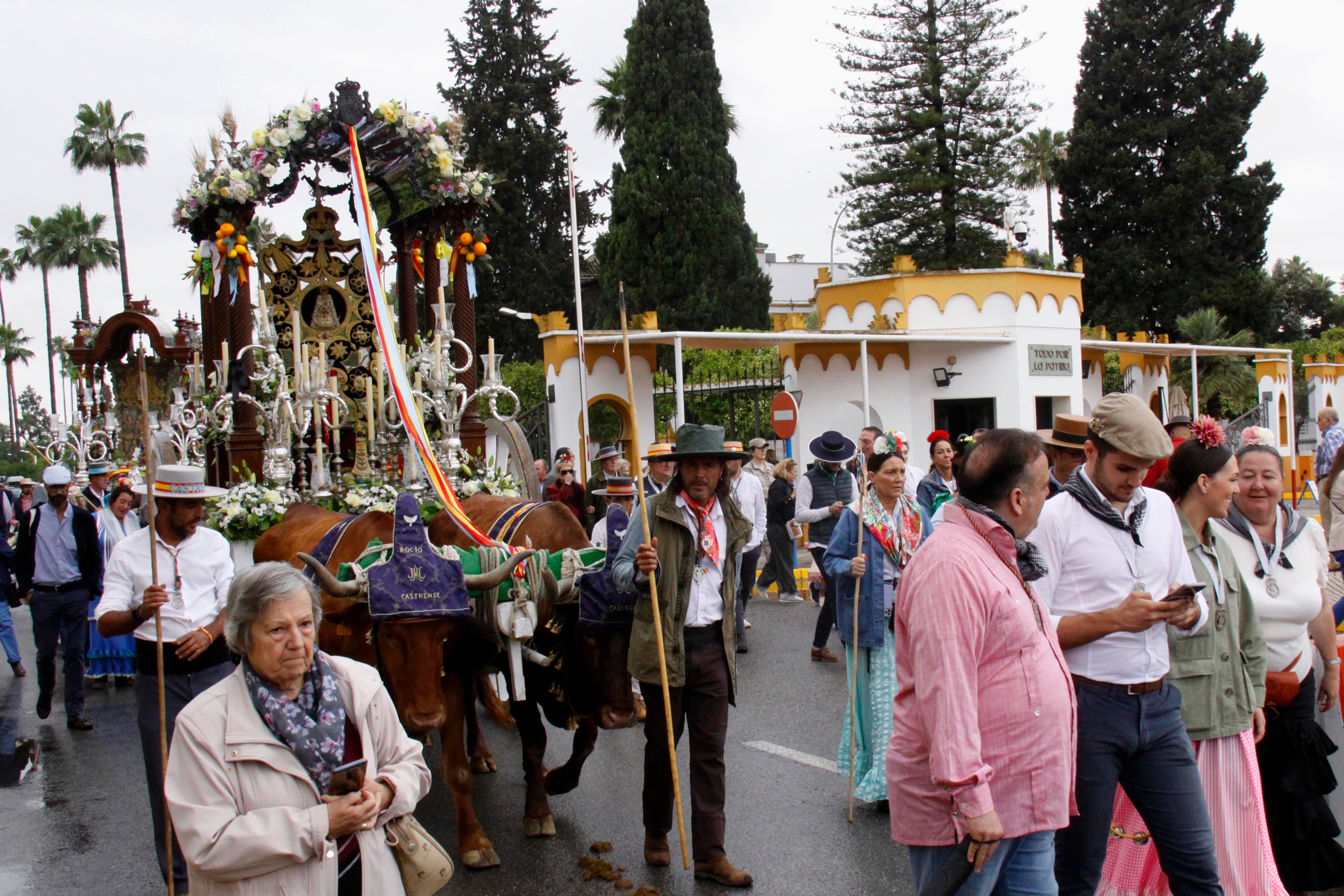 Salida de la hermandad Castrense
