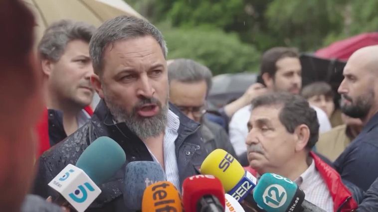 Abascal dice que los principales racistas son los supremacistas catalanes y vascos