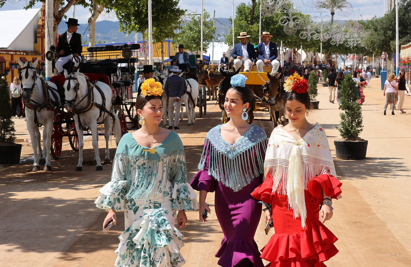 Feria Córdoba 2023 | El esplendor del ambiente del miércoles, en imágenes