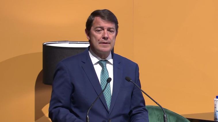Mañueco ensalza CyL como "apuesta segura" para invertir y defiende proyectos como el soterramiento