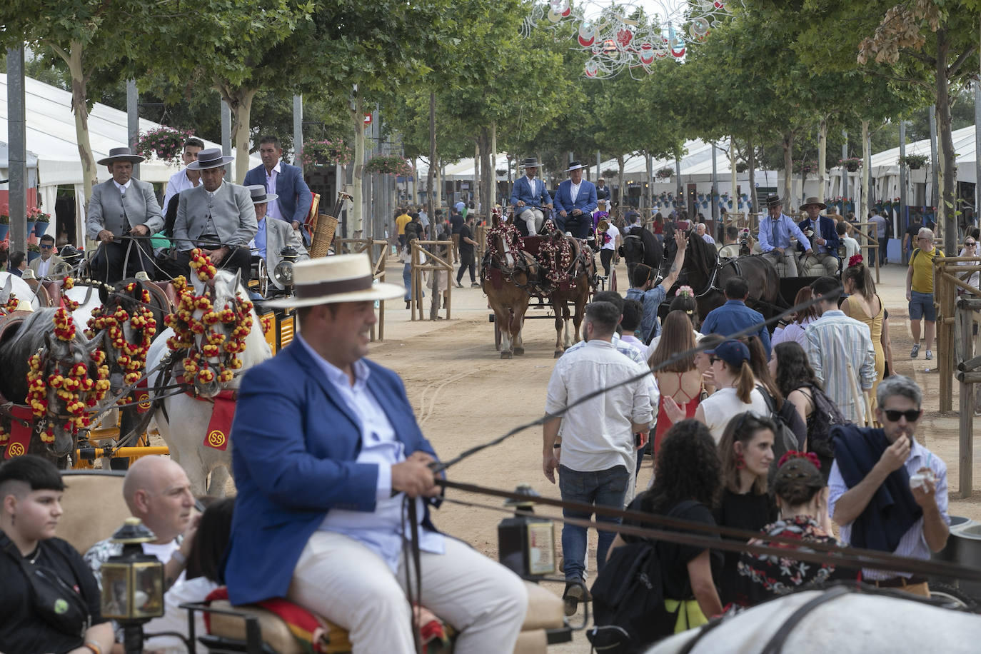 Feria de Córdoba 2023 | El festivo ambiente del viernes, en imágenes