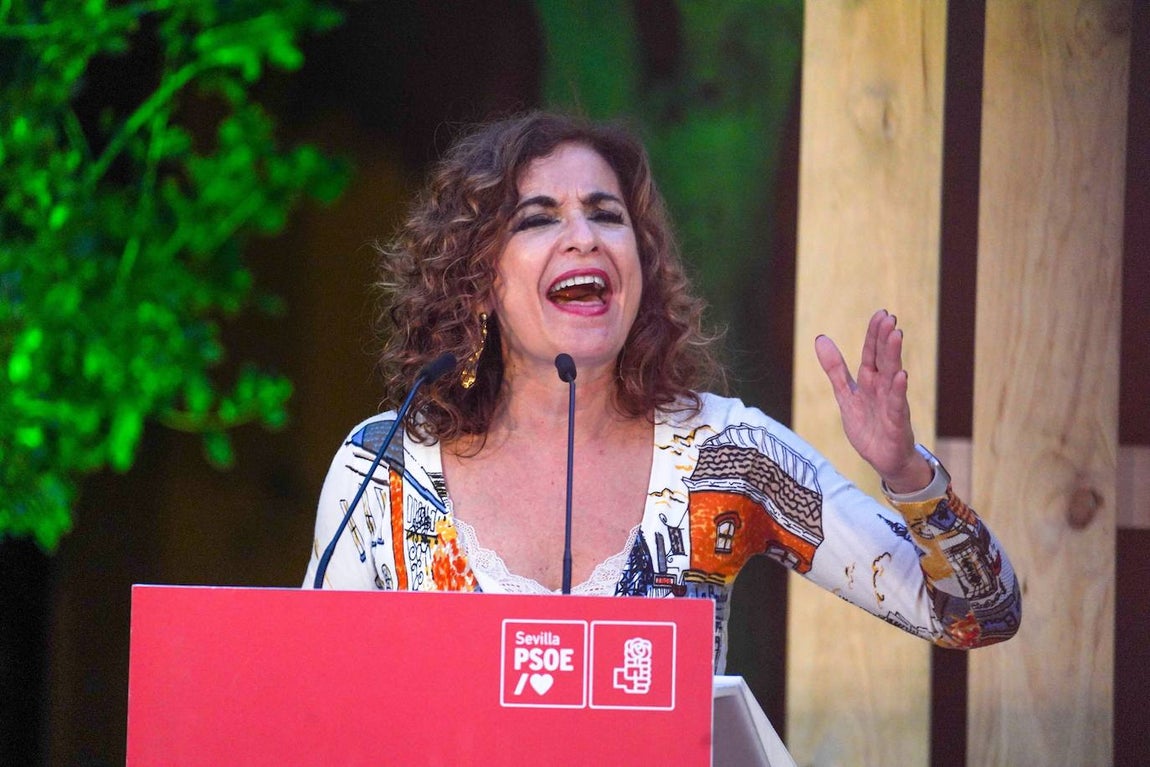 El PSOE llevó al cierre de campaña a María Jesús Montero, uno de los pesos pesados del Gobierno a Sevilla. Conscientes de lo que se juegan, esta será una capital en la que habrá muchas miradas puestas.