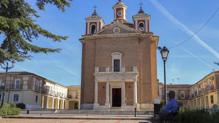 El Real Cortijo de San Isidro, el pueblo de Madrid que (casi) nadie conoce