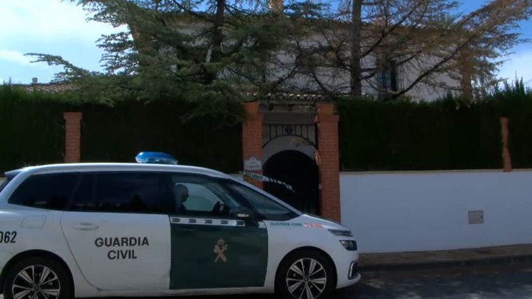 La Guardia Civil investiga la muerte violenta de una mujer y su hijo de 3 años en su vivienda en Las Gabias (Granada)