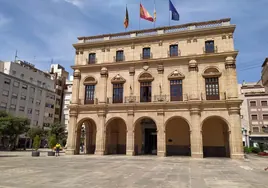 El PP recupera el Ayuntamiento de Castellón y podrá gobernar con el apoyo de Vox