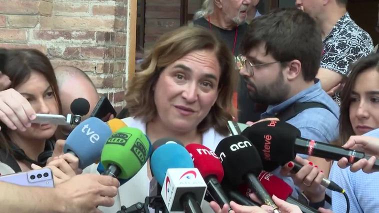 Colau anima a la ciudadanía a votar: "Más que nunca el voto va a ser decisivo"