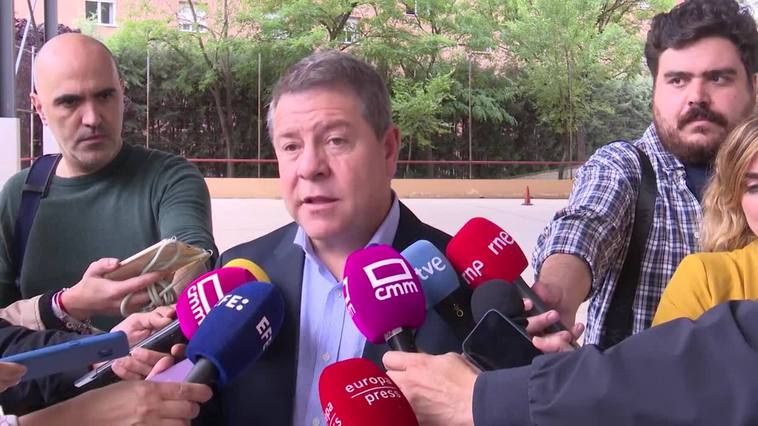 Page acude a votar olvidándose la cartera y pide ejercer el sufragio pensando en identidad de región