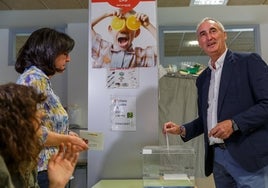 El PP roza la mayoría absoluta y logra un vuelco en Segovia