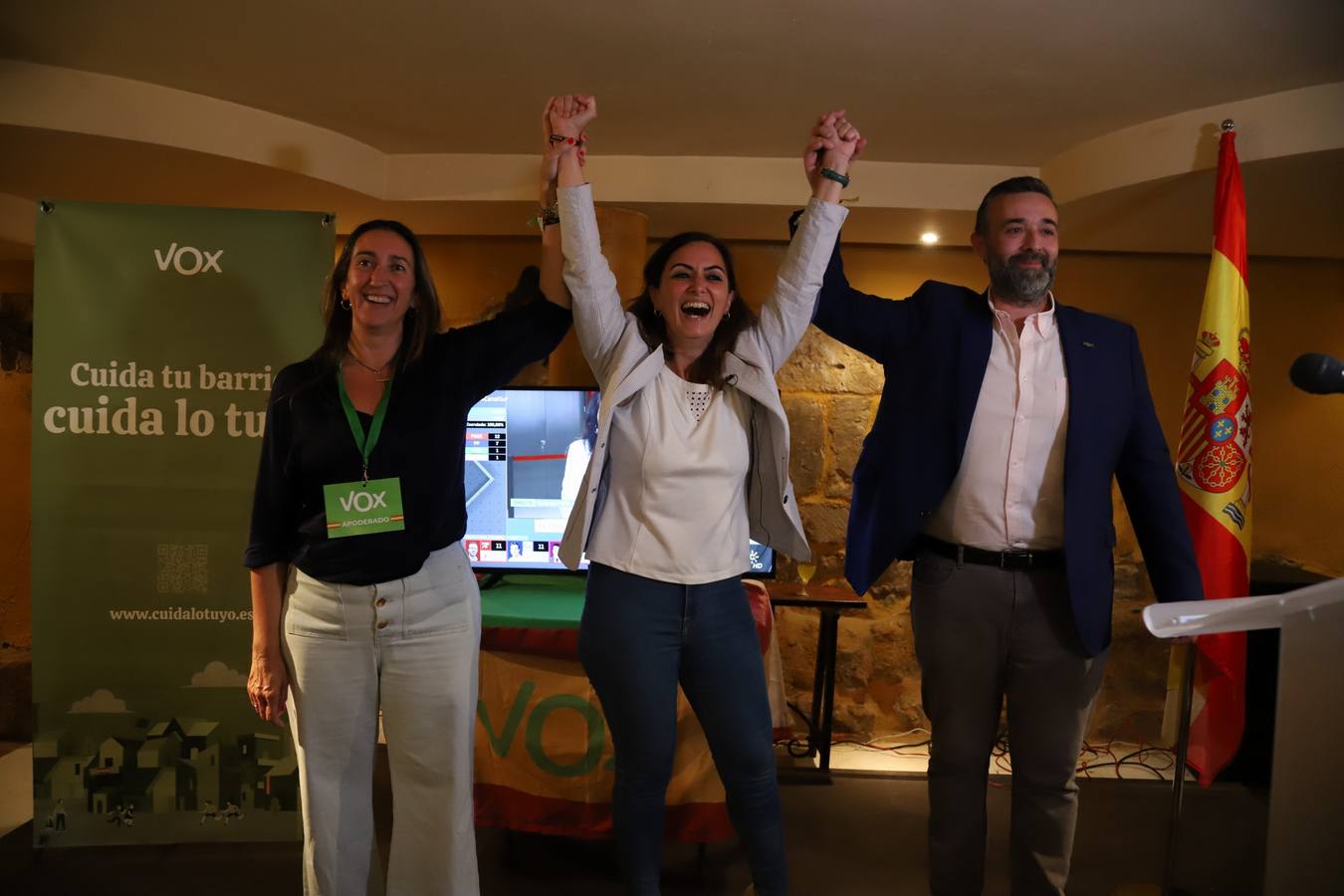 El ambiente en la sede de Vox de Córdoba, en imágenes