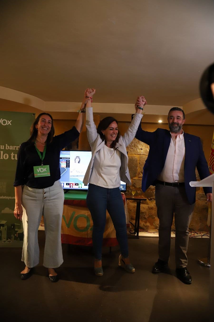 El ambiente en la sede de Vox de Córdoba, en imágenes