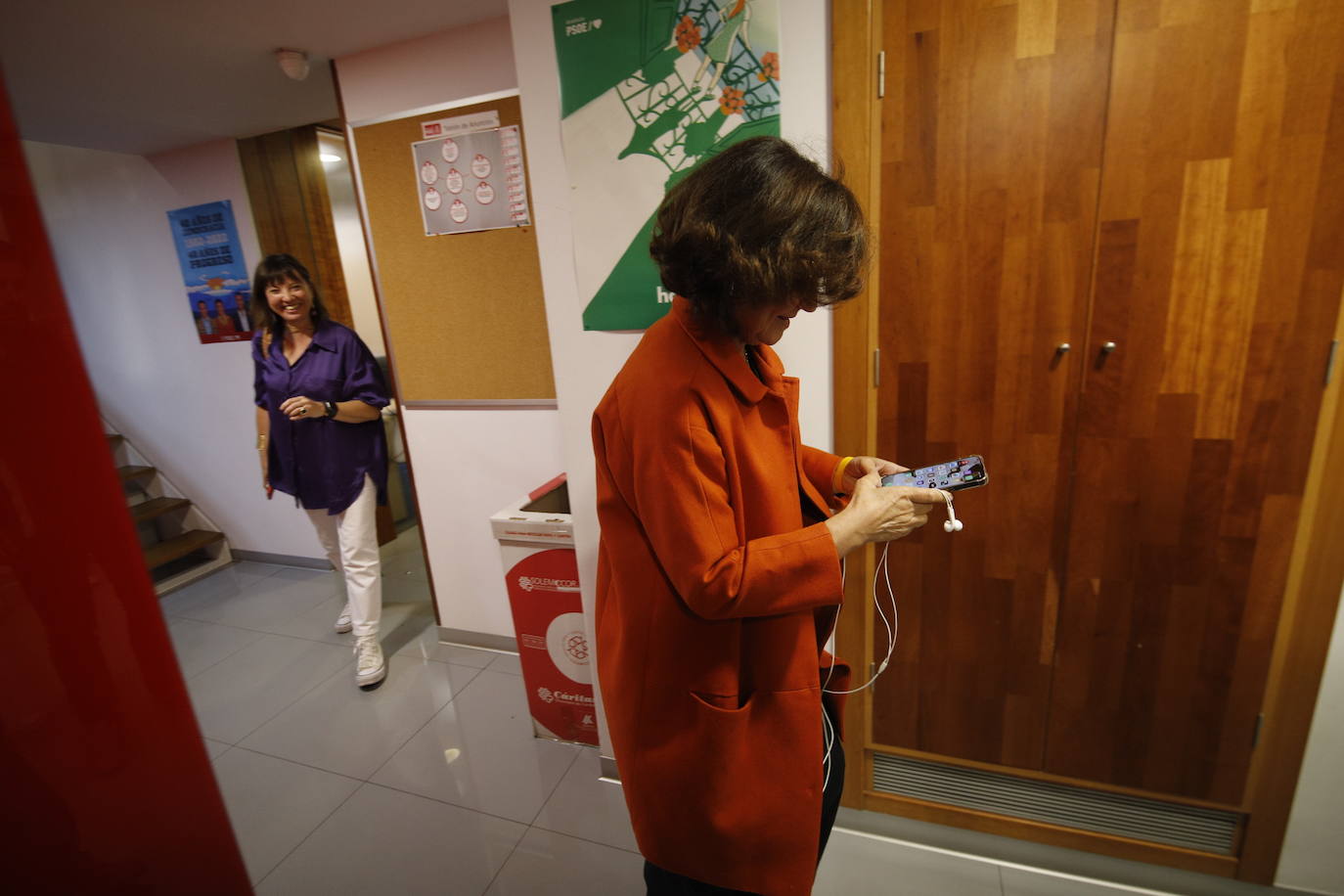 El ambiente en la sede del PSOE de Córdoba, en imágenes