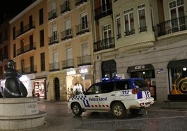 Choca contra una terraza en Palencia, huye en sentido contrario y da positivo en alcohol