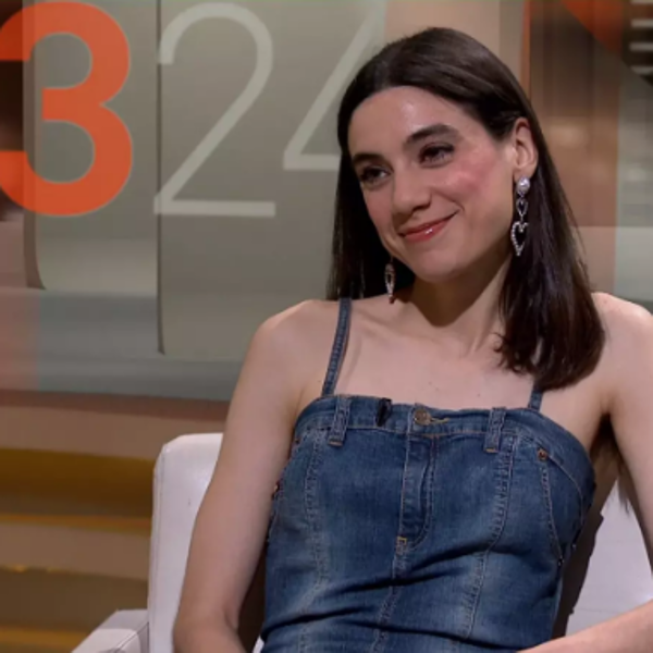 Escritora catalana explota en directo en TV3: «Ojalá al puto viejo de Trias le caiga un meteorito en la cabeza»