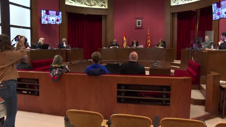 Exmiembros de la Mesa de Forcadell, condenados de nuevo por desobediencia